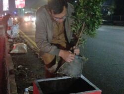 Ini Kata Denny Kuswara, Soal Jalan Ciawi Dihiasi Pot Kotak Warna Merah Putih