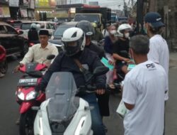 Waspada Abu Vulkanik, DPD PSI Kabupaten Bogor Bagi Masker Gratis