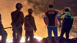 Bupati Bogor, Polres Bogor, TNI, BPBD, Damkar dan Masyarakat Turun Langsung Padamkan Kebakaran TPAS Galuga